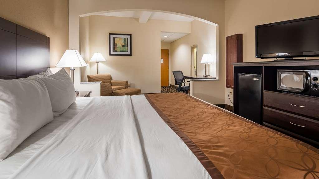 Quality Inn & Suites Southport Indianapolis Exterior photo